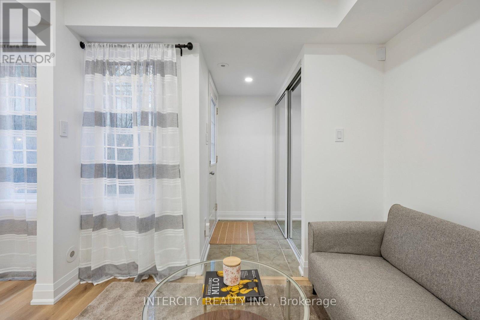 741 - 10 Laidlaw Street, Toronto, Ontario  M6K 1X2 - Photo 12 - W12973958