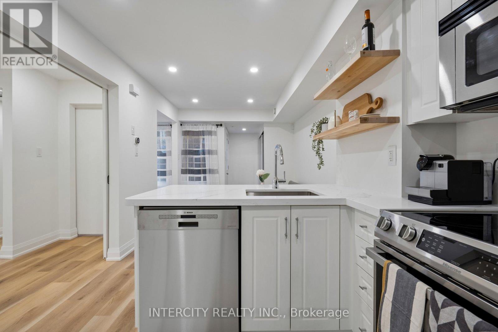 741 - 10 Laidlaw Street, Toronto, Ontario  M6K 1X2 - Photo 22 - W12973958