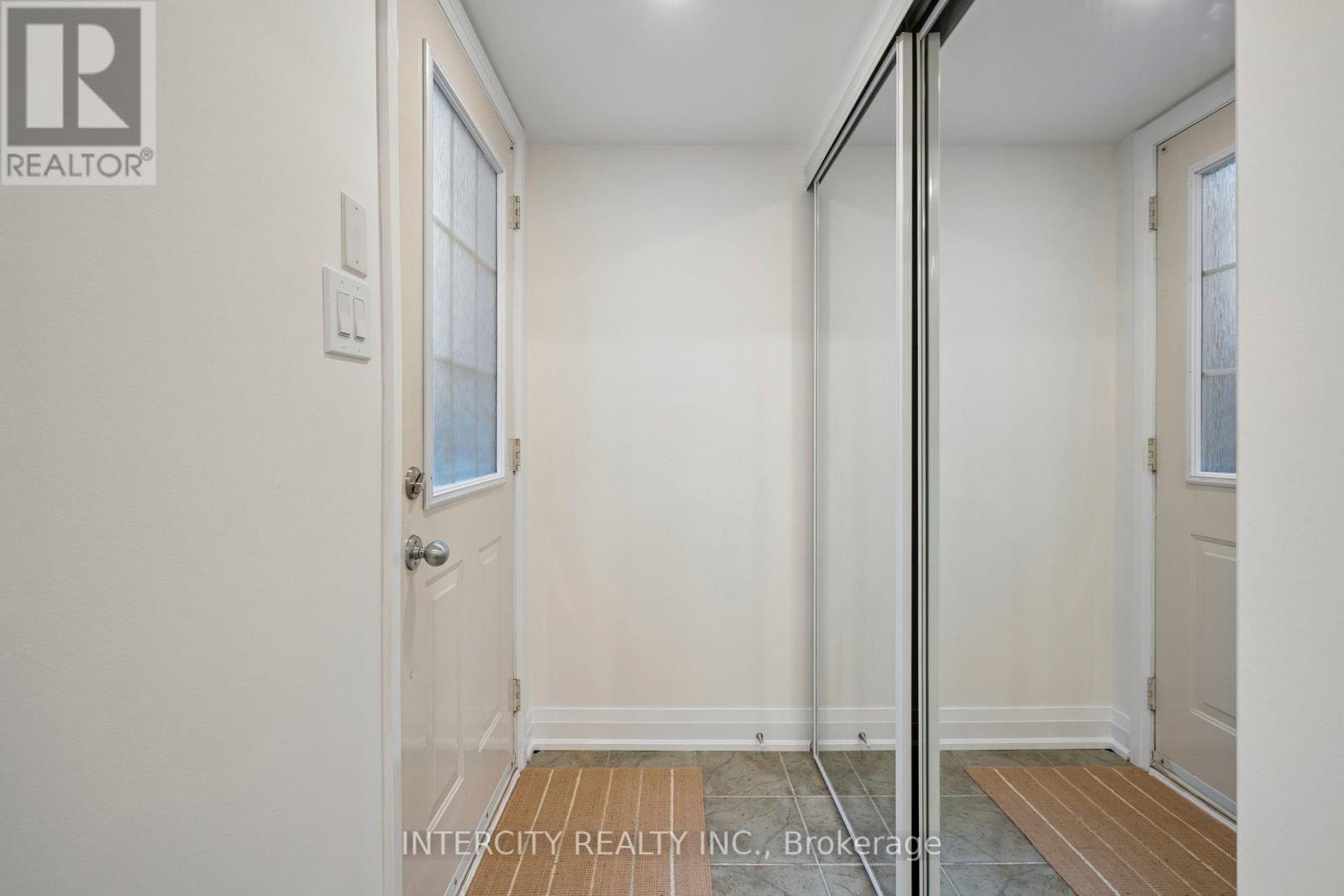 741 - 10 Laidlaw Street, Toronto, Ontario  M6K 1X2 - Photo 7 - W12973958