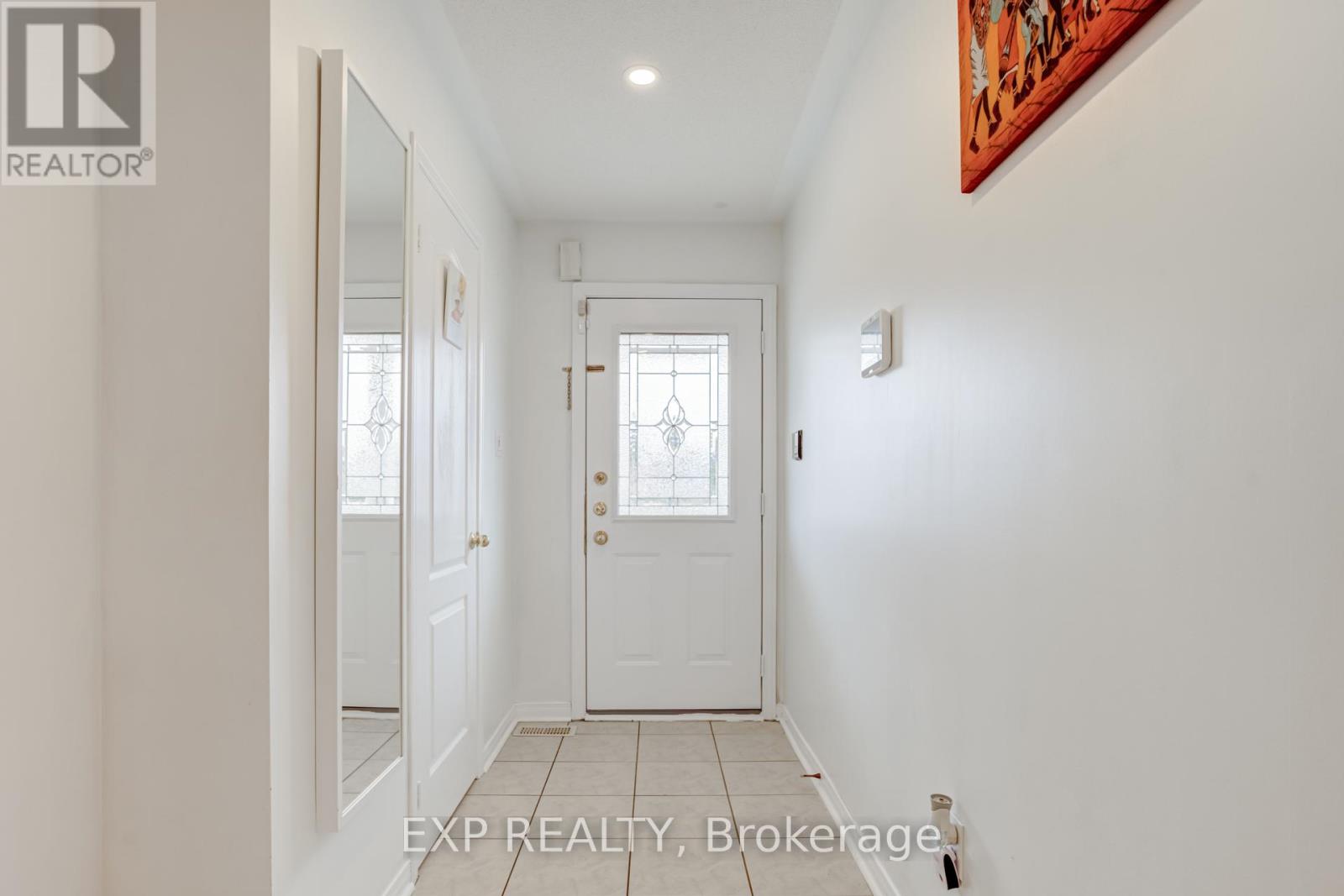 88 - 770 Othello Court, Mississauga, Ontario  L5W 1Y3 - Photo 3 - W12973970