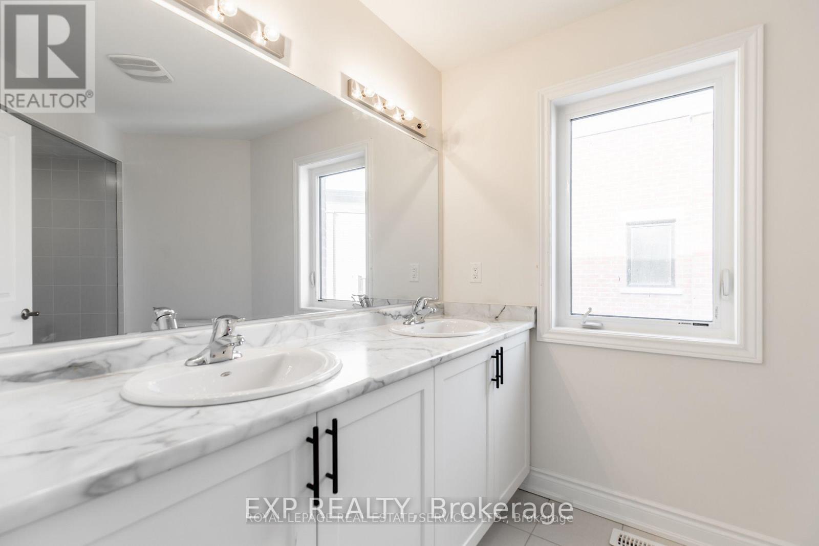 Unit 2 - 3289 Sixth Line, Oakville, Ontario  L6H 0Z6 - Photo 15 - W12974000