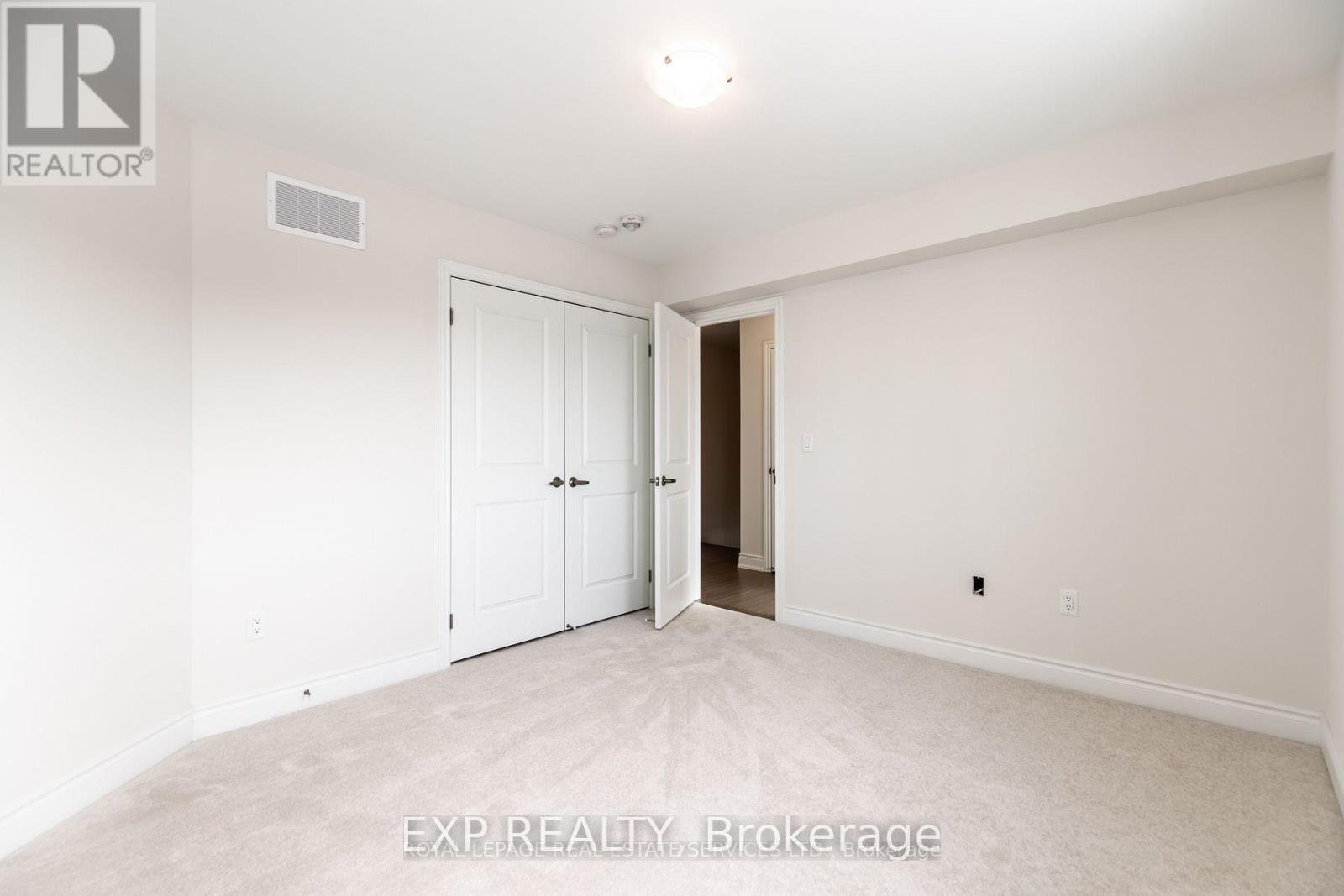 Unit 2 - 3289 Sixth Line, Oakville, Ontario  L6H 0Z6 - Photo 4 - W12974000