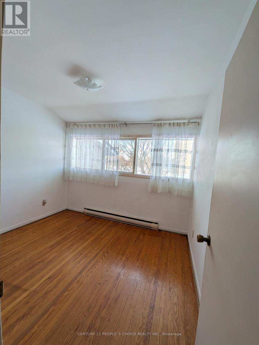 89 - 14 London Green Court E, Toronto, Ontario  M3N 1K2 - Photo 6 - W12974010