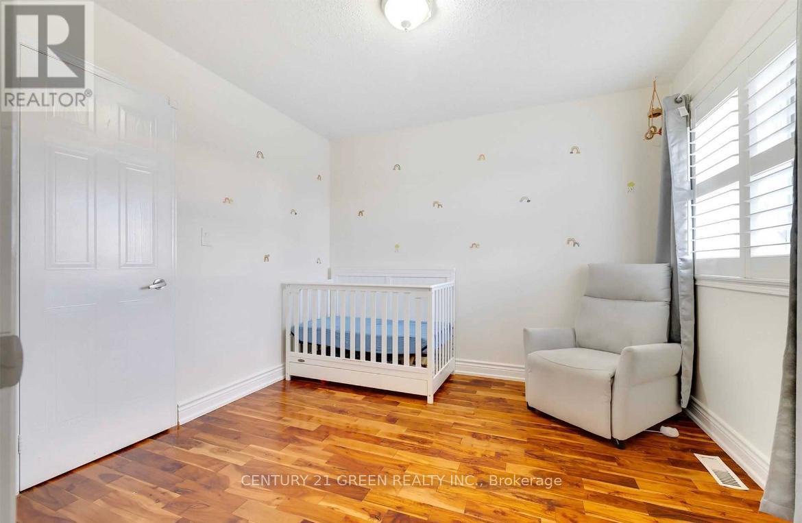 5623 Whitehorn Avenue, Mississauga, Ontario  L5V 2H1 - Photo 10 - W12974022