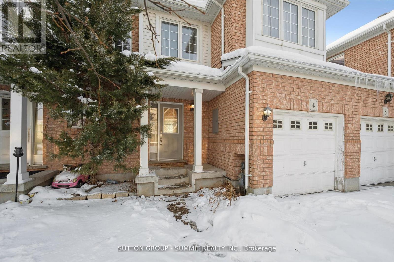 4 - 71 GARTH MASSEY DRIVE, Cambridge, Ontario