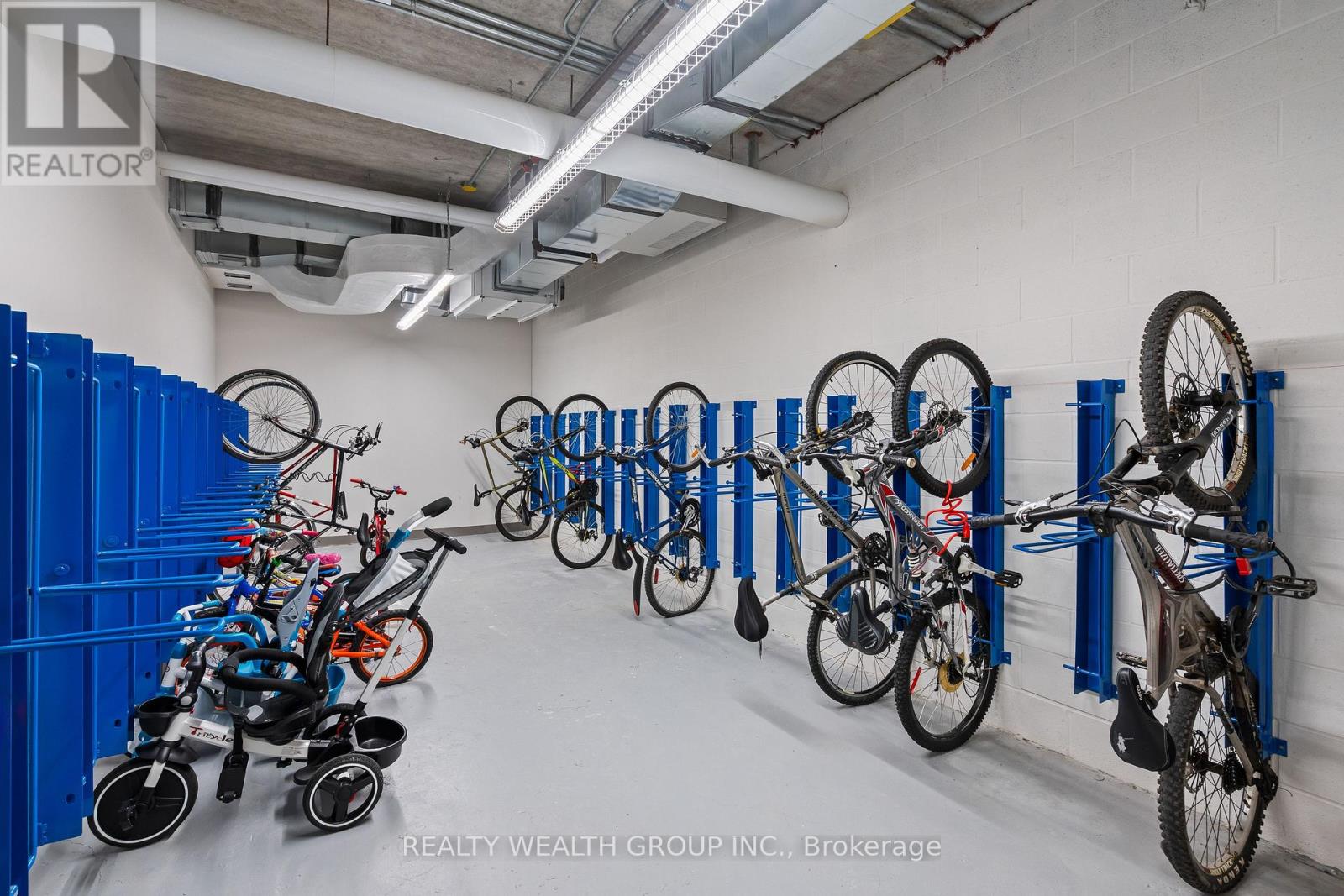 308 - 1201 Lackner Place, Kitchener, Ontario  N2A 0L4 - Photo 12 - X12973978