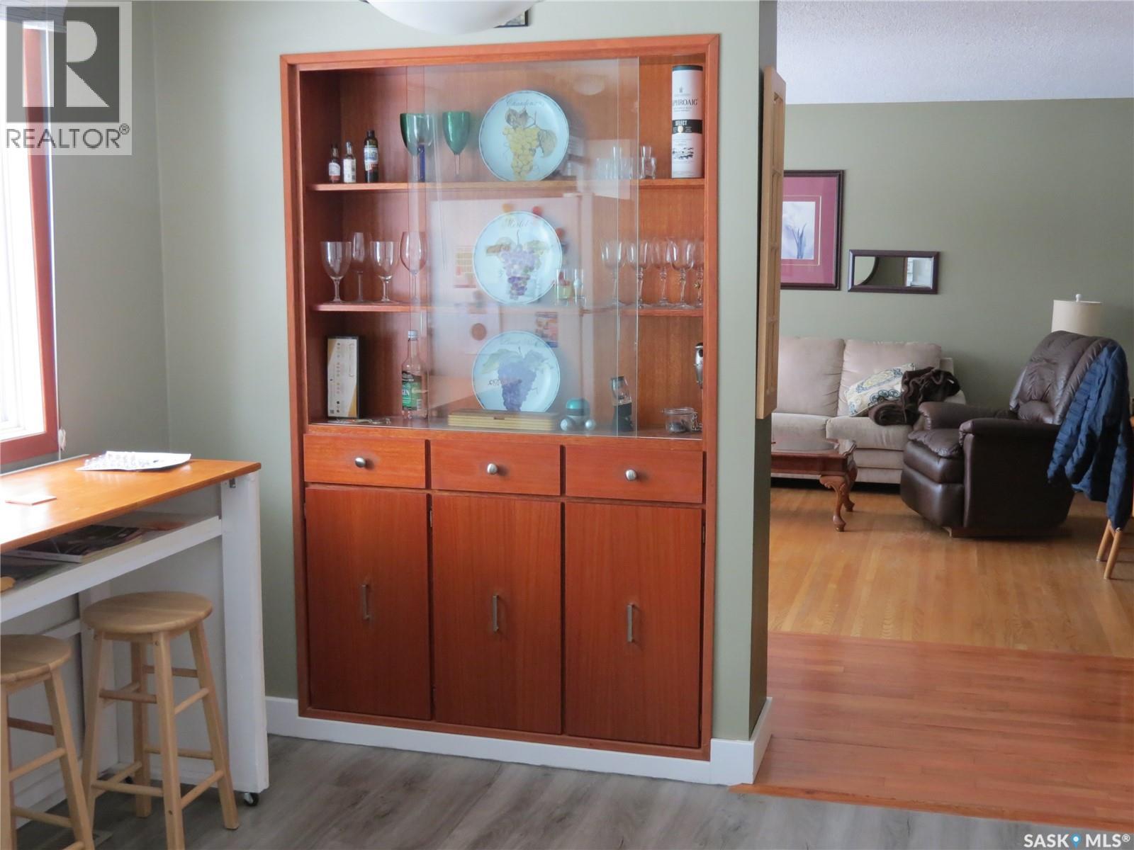 30 Cleland Street, Regina, Saskatchewan  S4R 4G2 - Photo 14 - SK032030