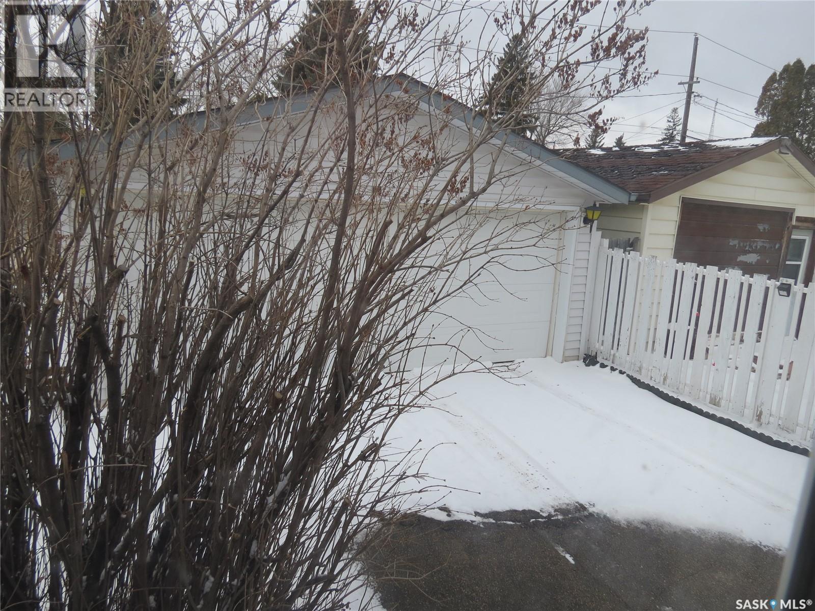 30 Cleland Street, Regina, Saskatchewan  S4R 4G2 - Photo 23 - SK032030