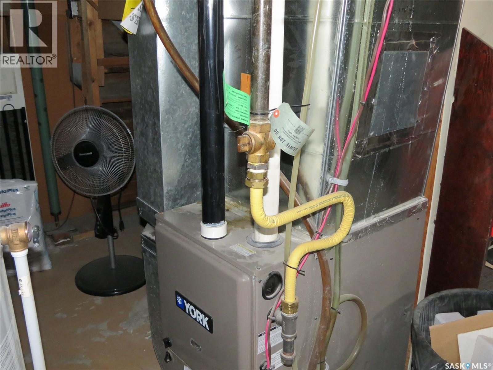 30 Cleland Street, Regina, Saskatchewan  S4R 4G2 - Photo 29 - SK032030