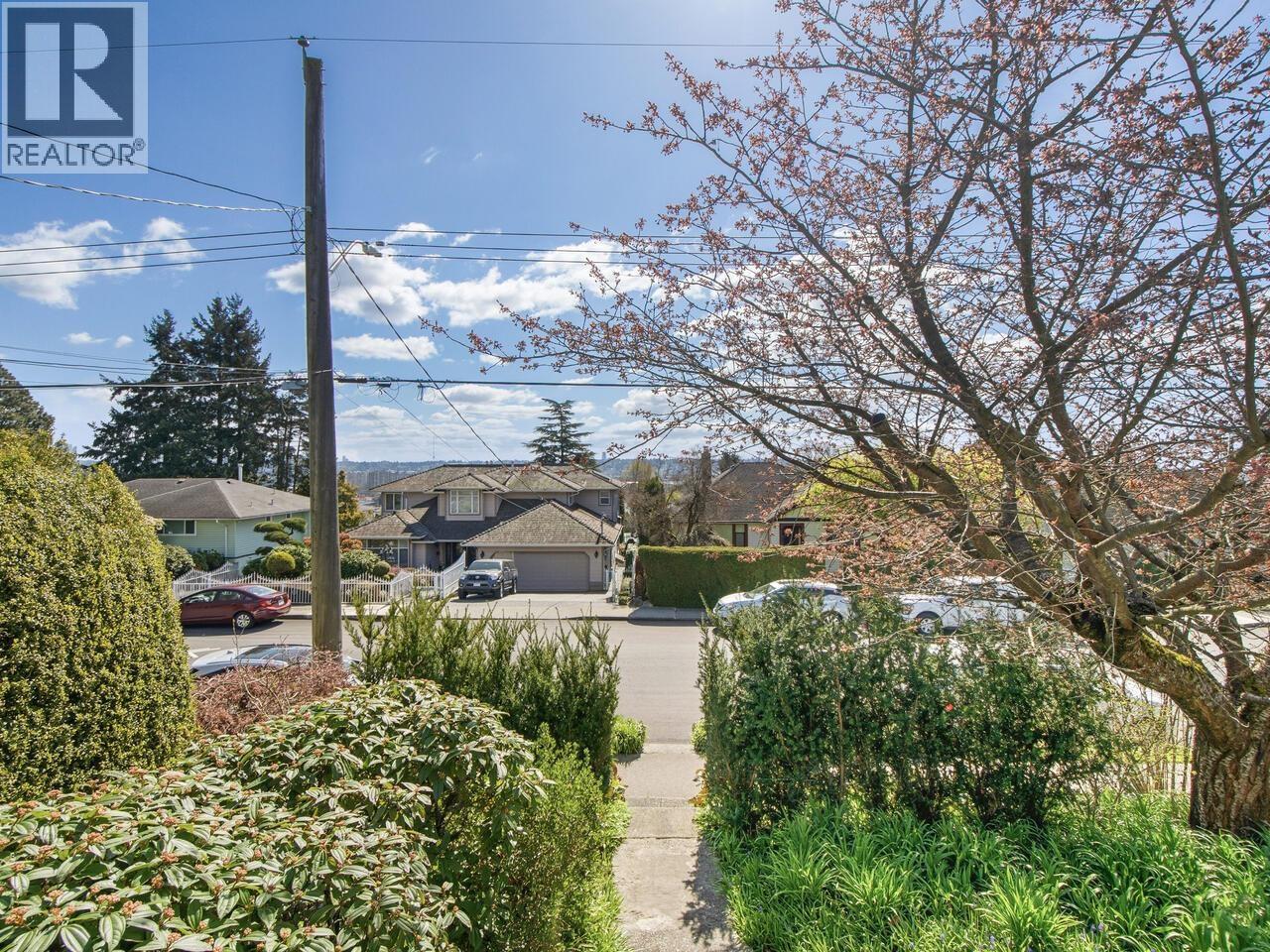 1523 Seventh Avenue, New Westminster, British Columbia  V3M 2K2 - Photo 31 - R3108685