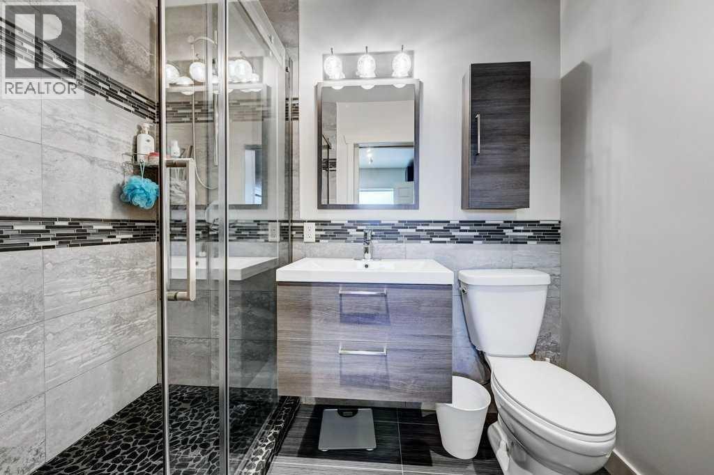 3040 26 Street SW, Calgary, Alberta  T3E 2B5 - Photo 17 - A2283067