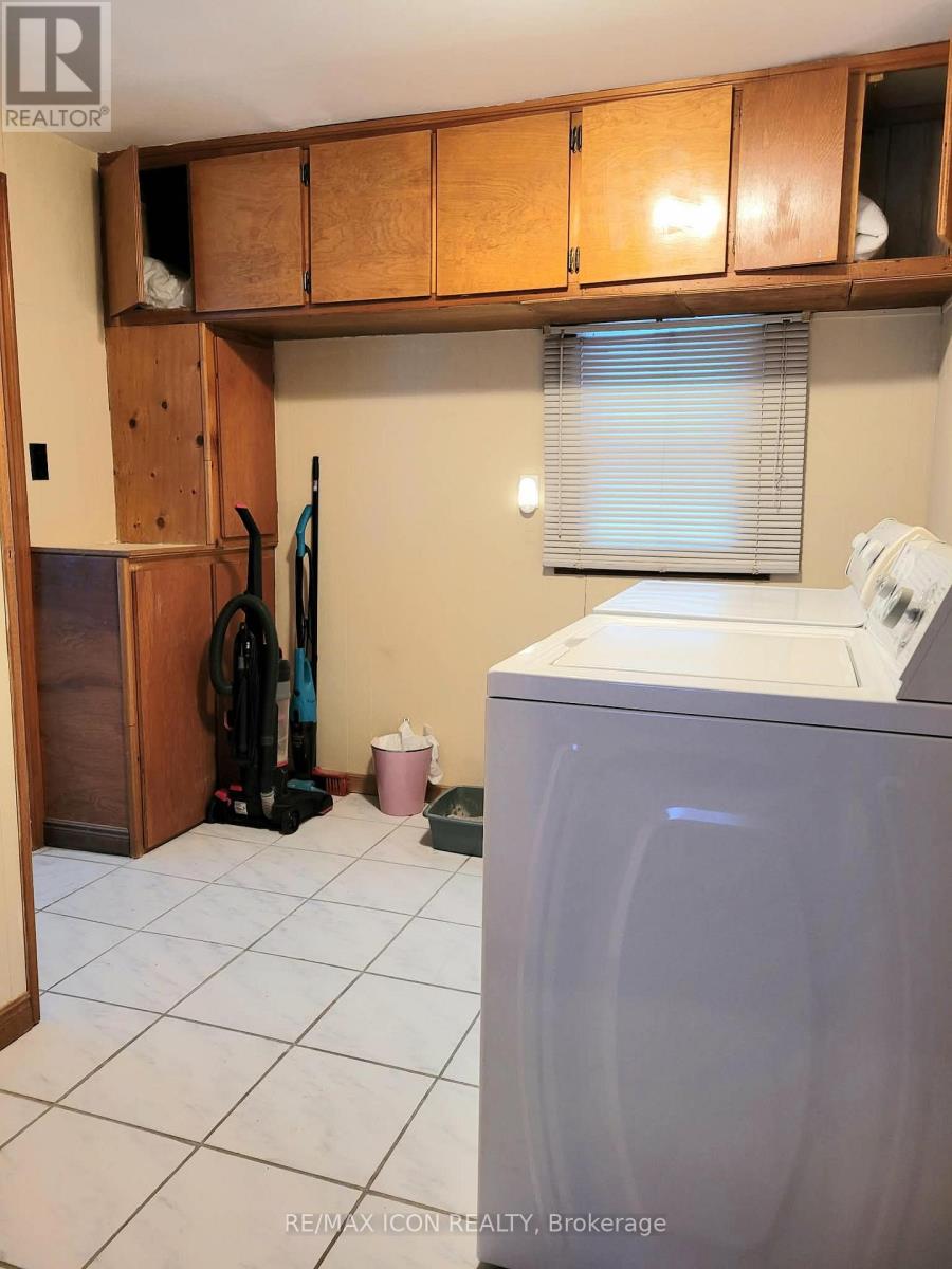 16 - 9839 Lakeshore Road, Lambton Shores, Ontario  N0M 1T0 - Photo 25 - X12795962