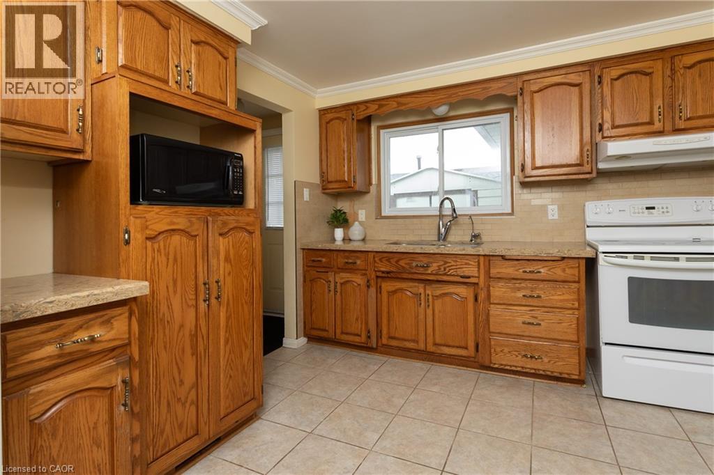 227 Hazelglen Drive, Kitchener, Ontario  N2M 2E6 - Photo 8 - 40818919