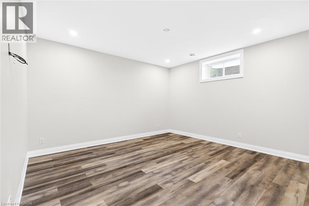 3757 St. Peter Avenue Unit# 4, Niagara Falls, Ontario  L2J 0G2 - Photo 36 - 40818694