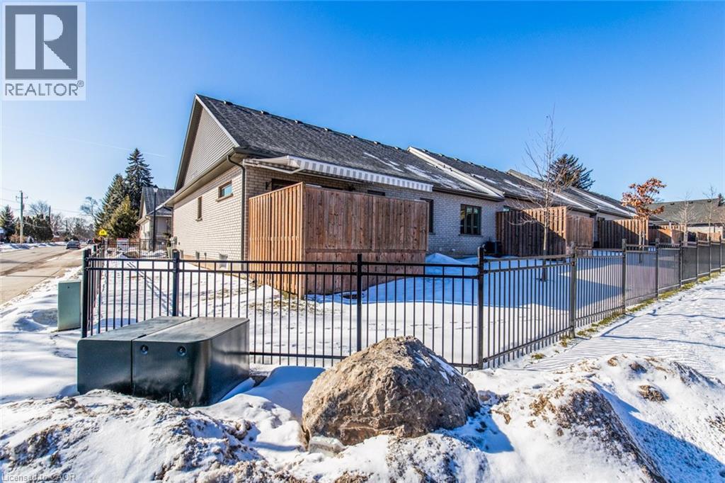 3757 St. Peter Avenue Unit# 4, Niagara Falls, Ontario  L2J 0G2 - Photo 43 - 40818694