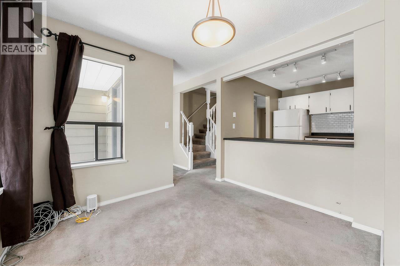 62 1930 Cedar Village Crescent, North Vancouver, British Columbia  V7J 3M5 - Photo 6 - R3108567