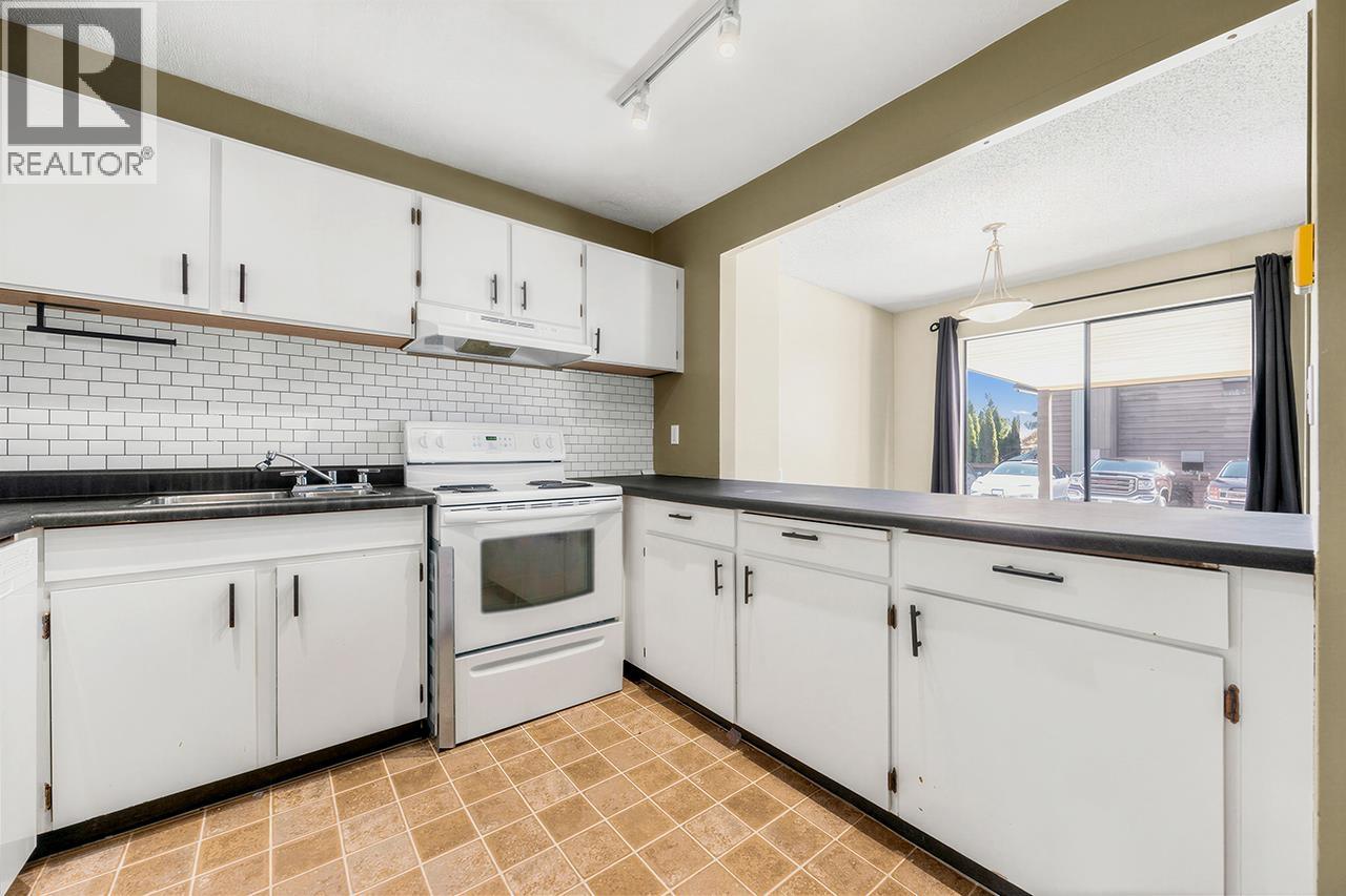 62 1930 Cedar Village Crescent, North Vancouver, British Columbia  V7J 3M5 - Photo 8 - R3108567