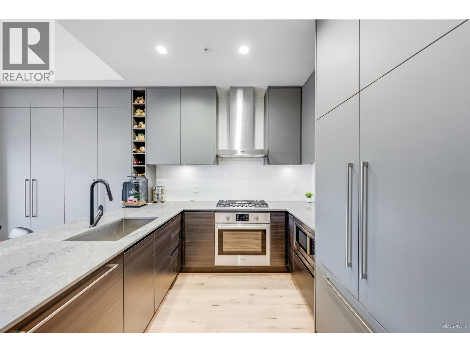 617 55 Klahanie Drive, Port Moody, British Columbia  V3H 0M9 - Photo 9 - R3108876