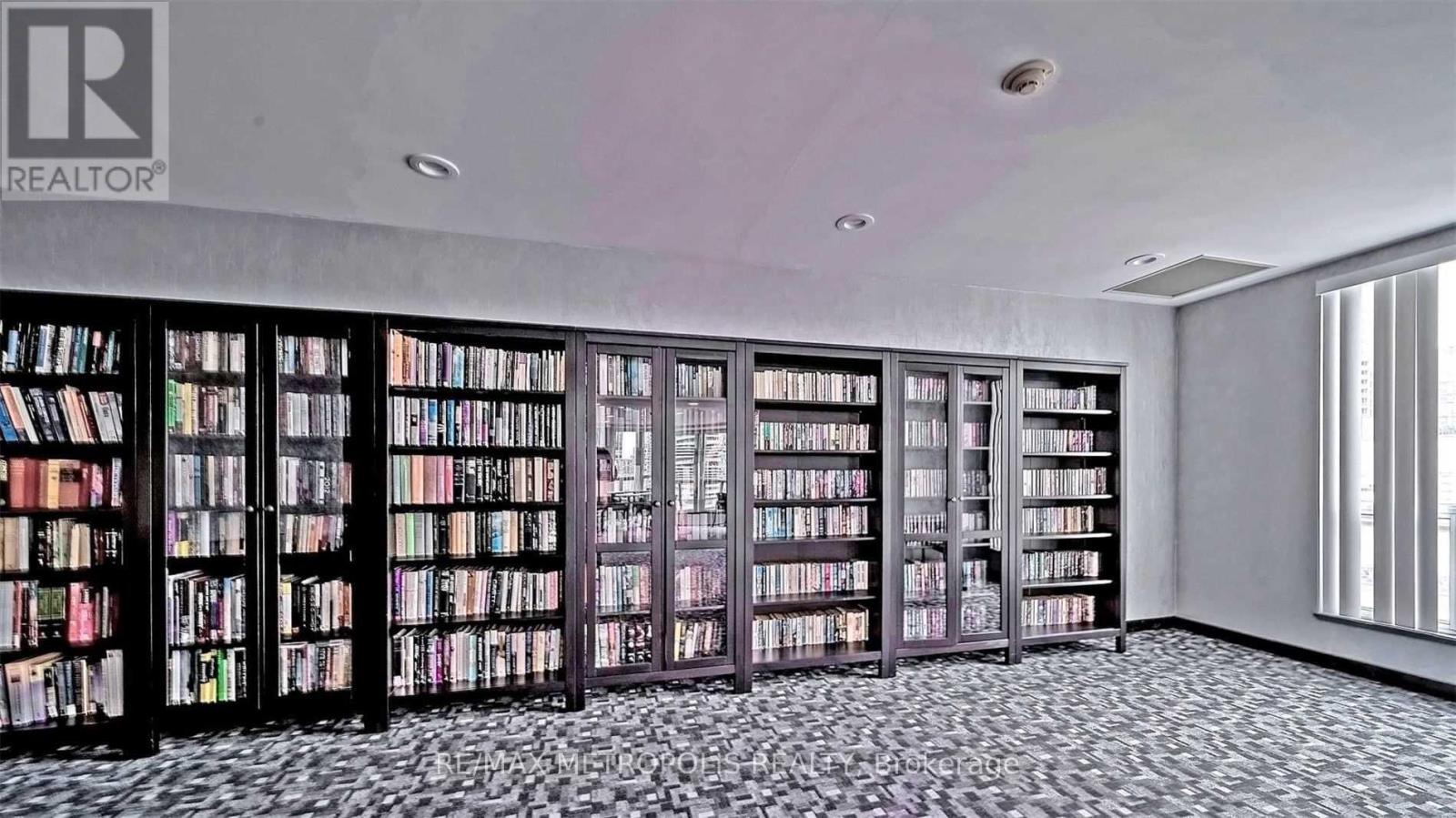 402 - 7 Carlton Street, Toronto, Ontario  M5B 2M3 - Photo 14 - C12974046