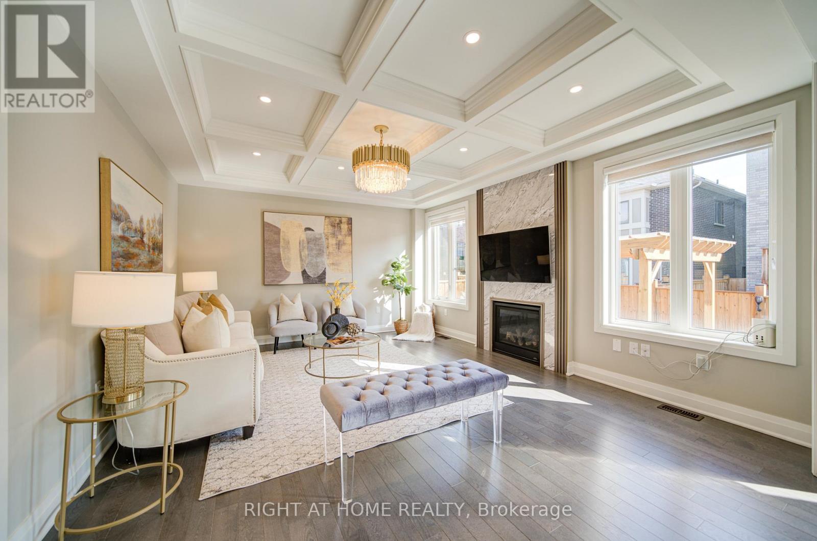 3007 Hollyberry Trail, Pickering, Ontario  L1X 0N5 - Photo 10 - E12974030