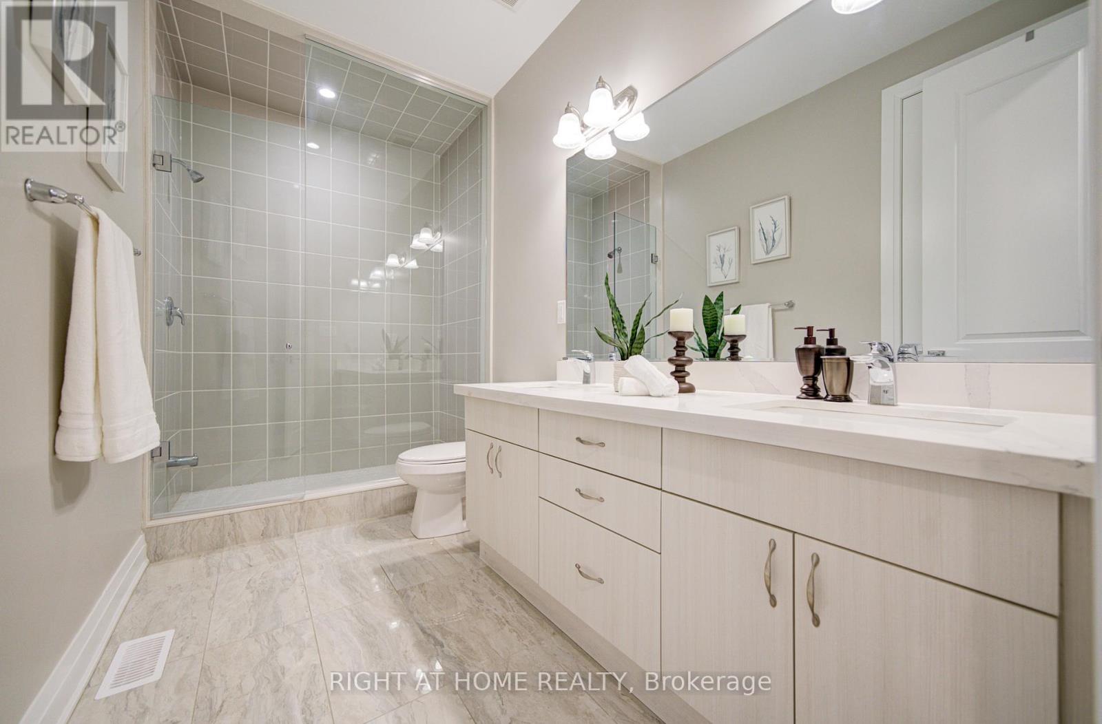 3007 Hollyberry Trail, Pickering, Ontario  L1X 0N5 - Photo 32 - E12974030