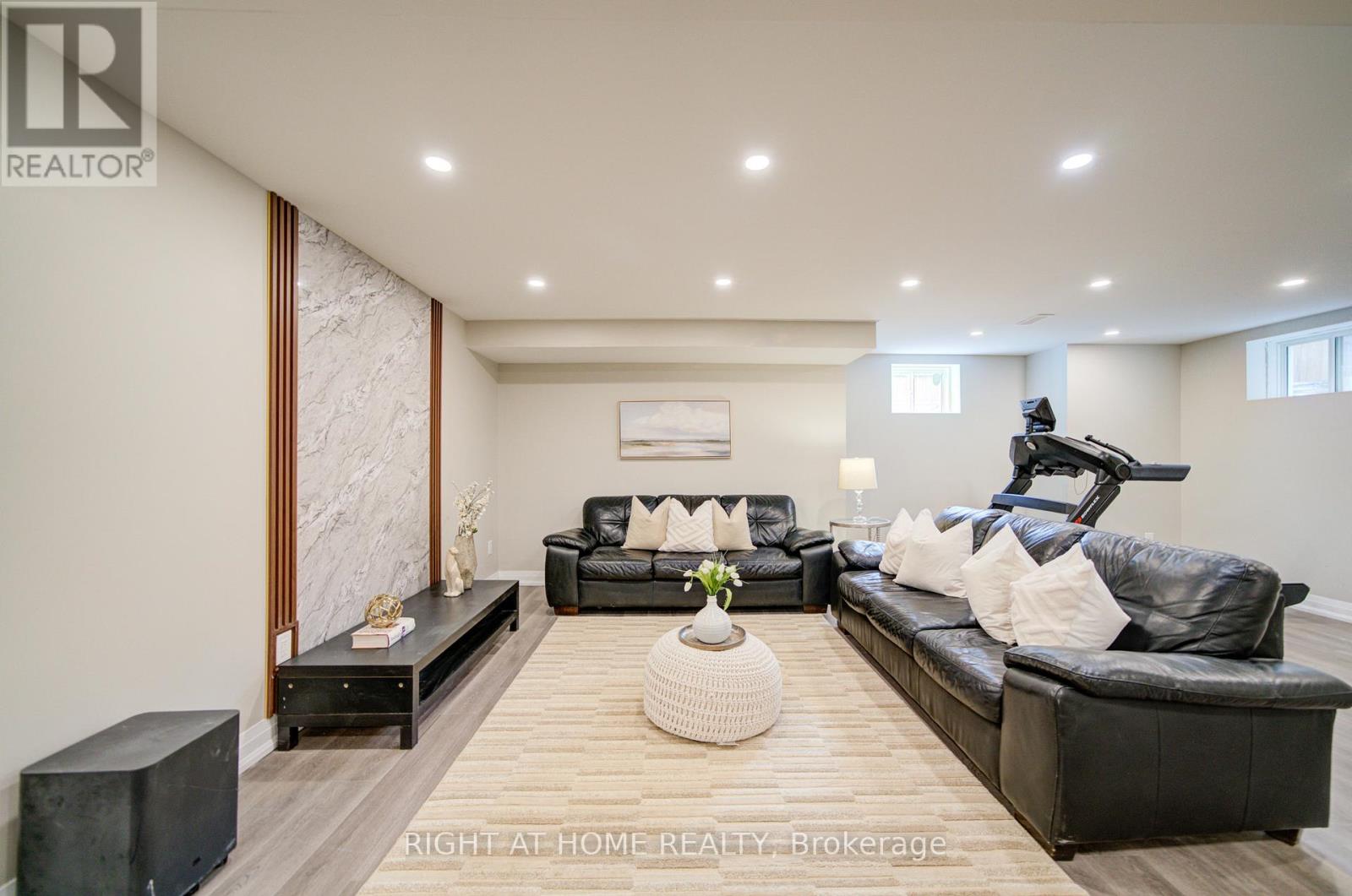 3007 Hollyberry Trail, Pickering, Ontario  L1X 0N5 - Photo 42 - E12974030