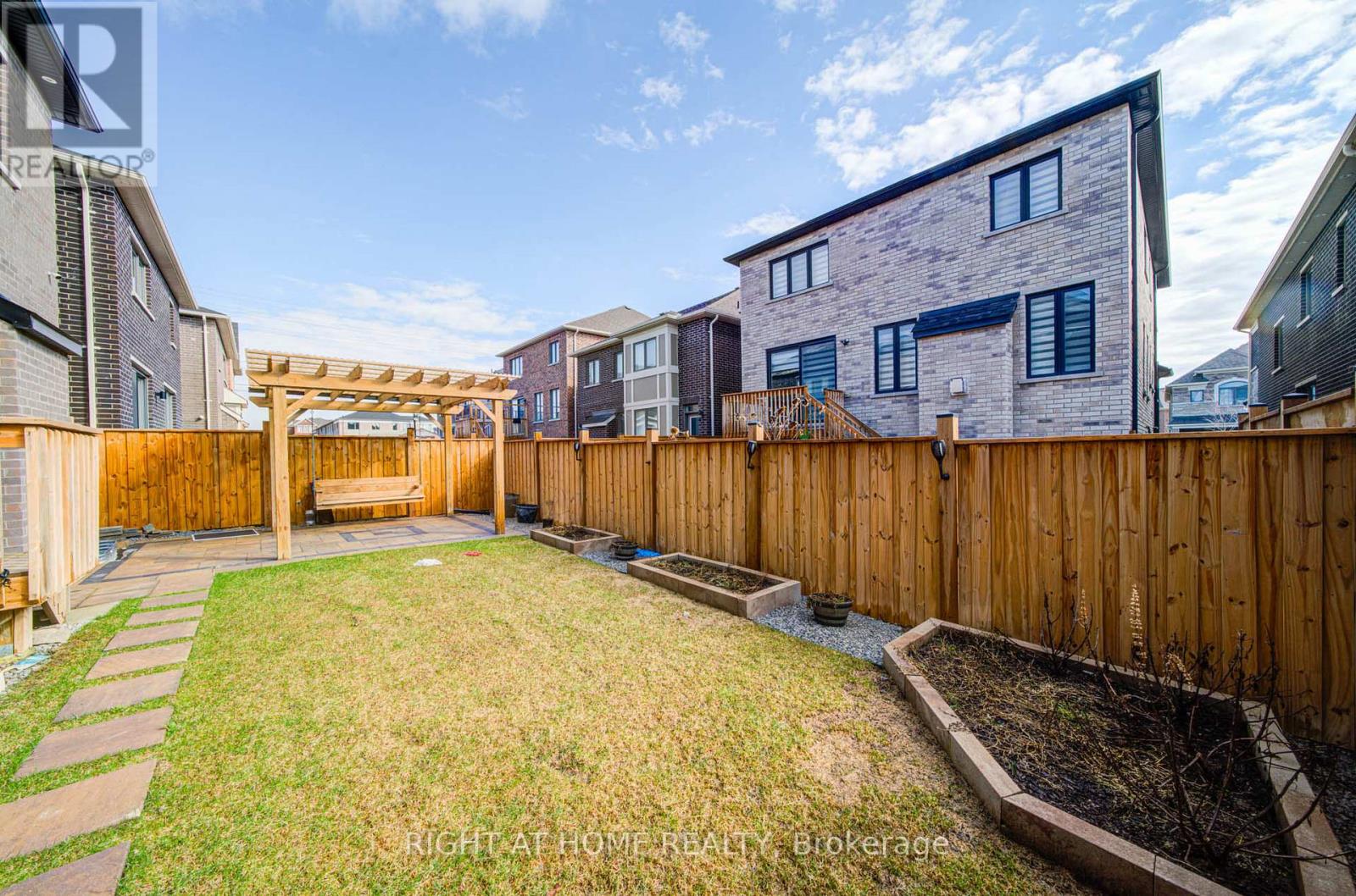 3007 Hollyberry Trail, Pickering, Ontario  L1X 0N5 - Photo 50 - E12974030