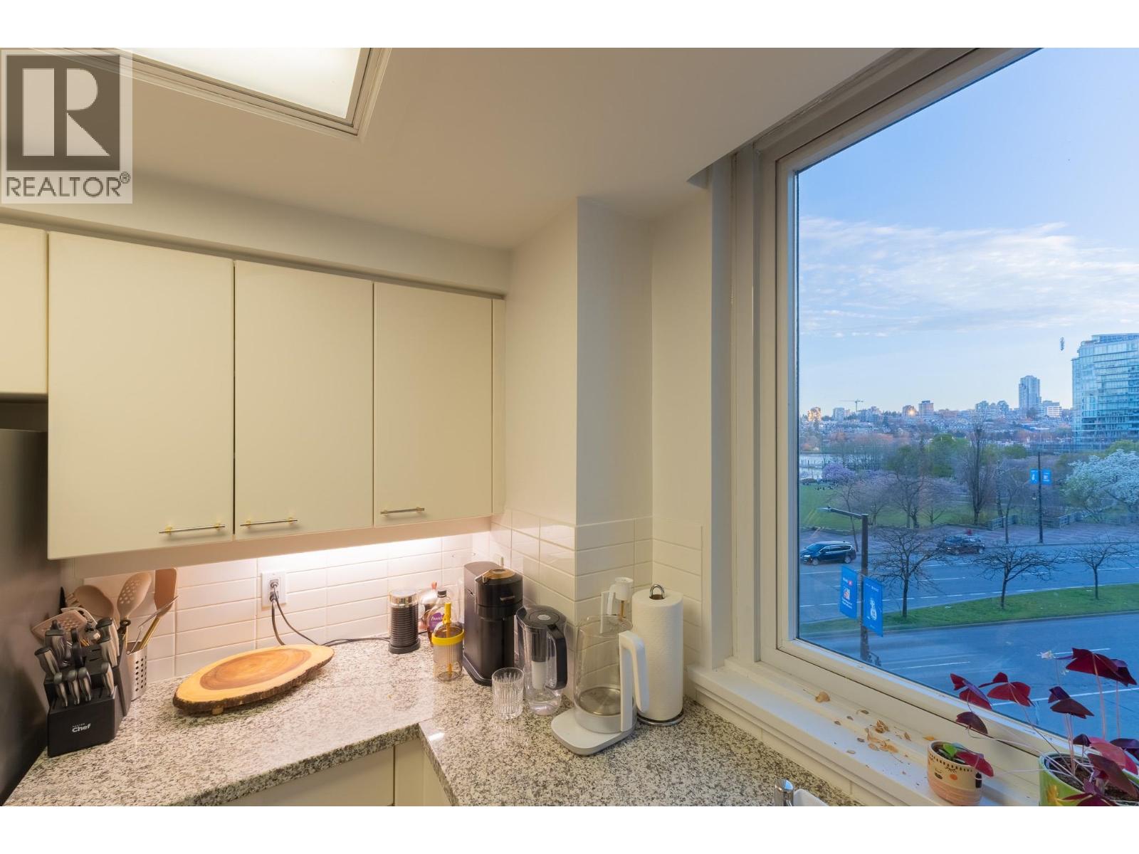 505 388 Drake Street, Vancouver, British Columbia  V6B 6A8 - Photo 13 - R3108977