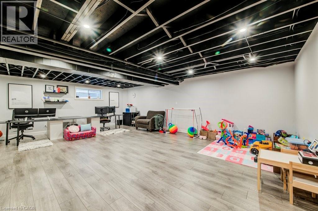 58 Eden Oak Trail, Kitchener, Ontario  N2A 0G3 - Photo 32 - 40804793