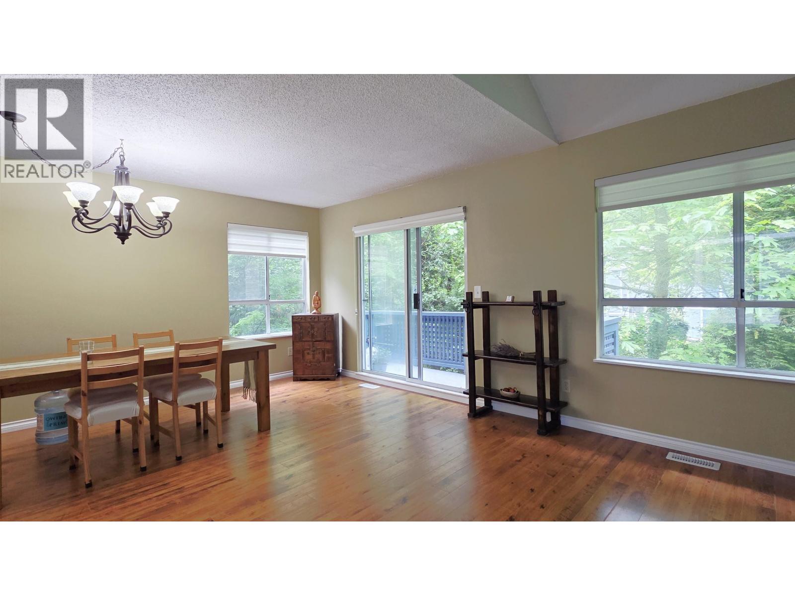 13 9000 Ash Grove Crescent, Burnaby, British Columbia  V5A 4L7 - Photo 7 - R3108866