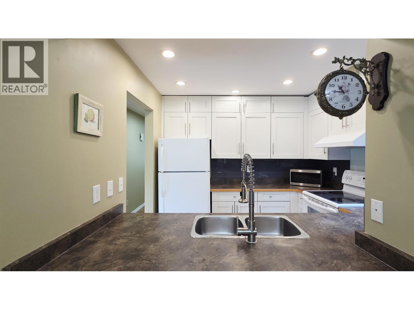 13 9000 Ash Grove Crescent, Burnaby, British Columbia  V5A 4L7 - Photo 10 - R3108866