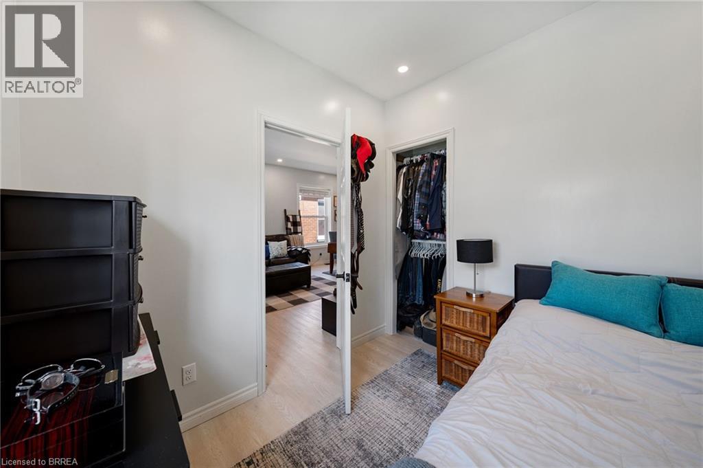 134 Superior Street, Brantford, Ontario  N3S 2L2 - Photo 21 - 40818561