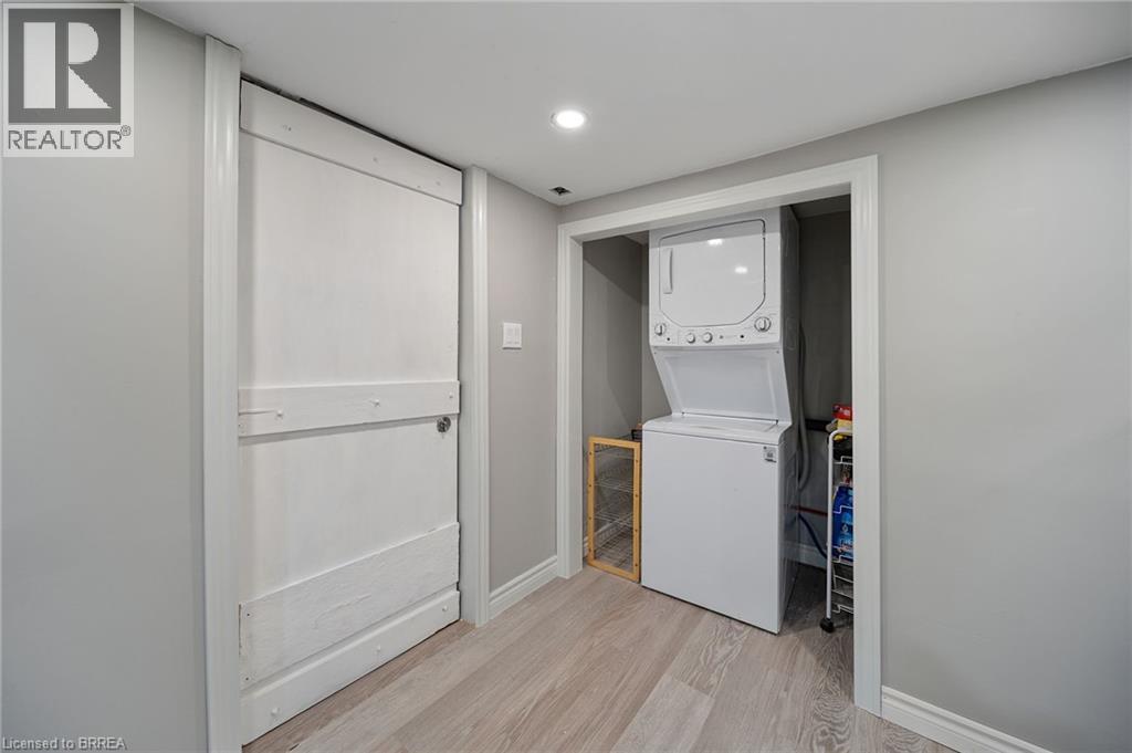 134 Superior Street, Brantford, Ontario  N3S 2L2 - Photo 24 - 40818561