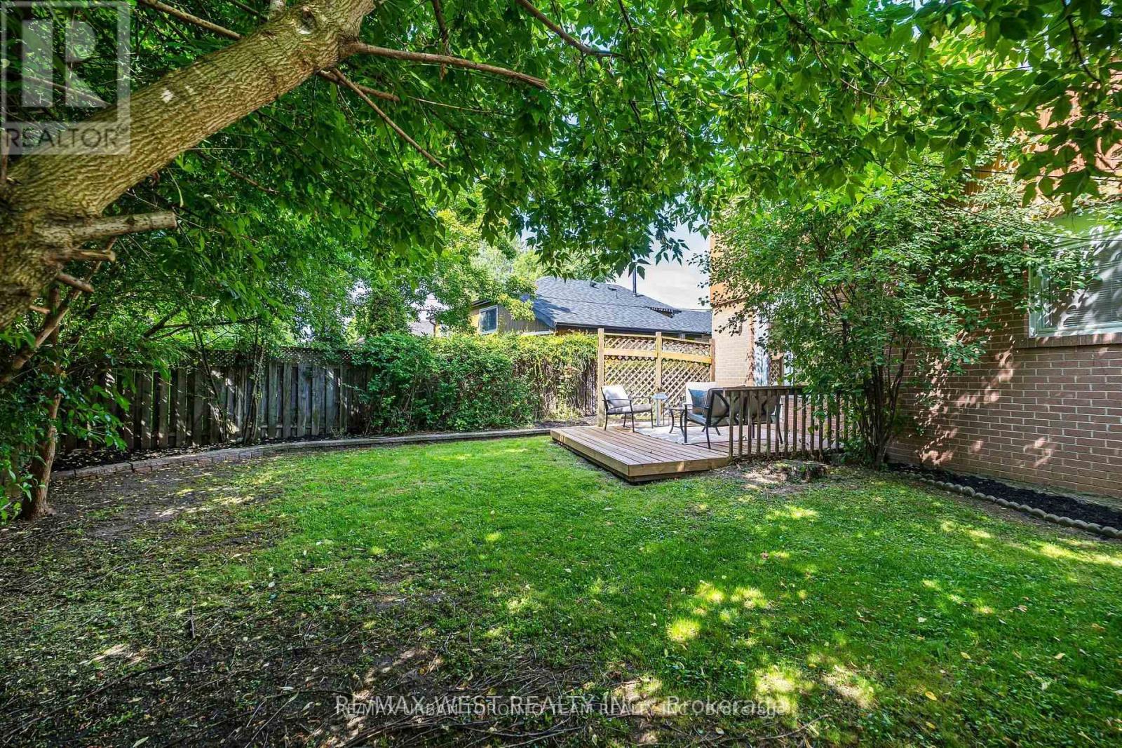 57 Bledlow Manor Drive, Toronto, Ontario  M1E 1B1 - Photo 31 - E12967892