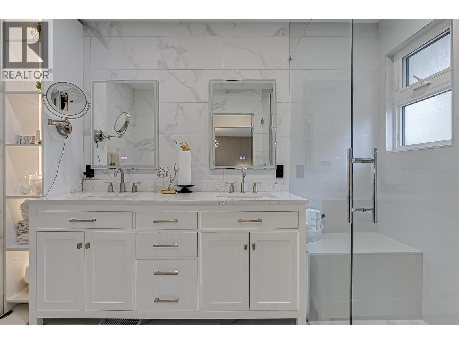 2836 Violet Street, North Vancouver, British Columbia  V7H 2L6 - Photo 14 - R3107073