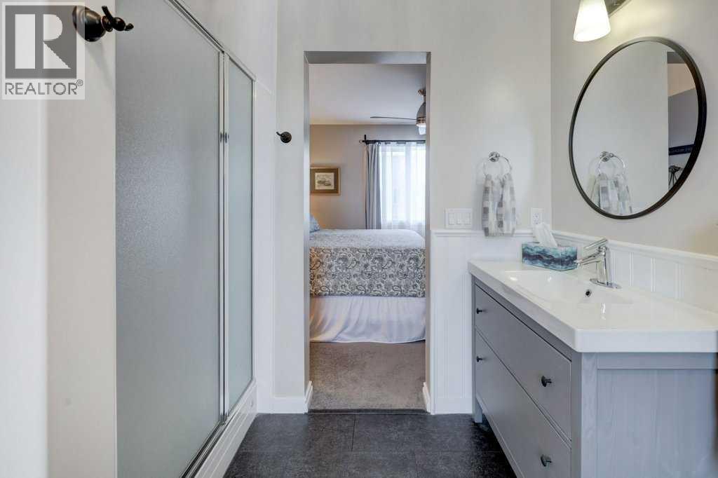 2033 Sagewood Point Sw, Airdrie, Alberta  T4b 3P1 - Photo 18 - A2293088