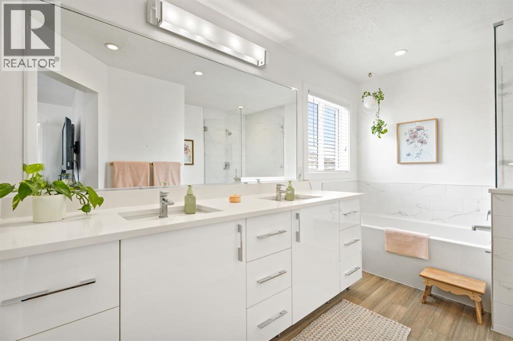 32 Chapalina Common Se, Calgary, Alberta  T2X 3X3 - Photo 27 - A2297338