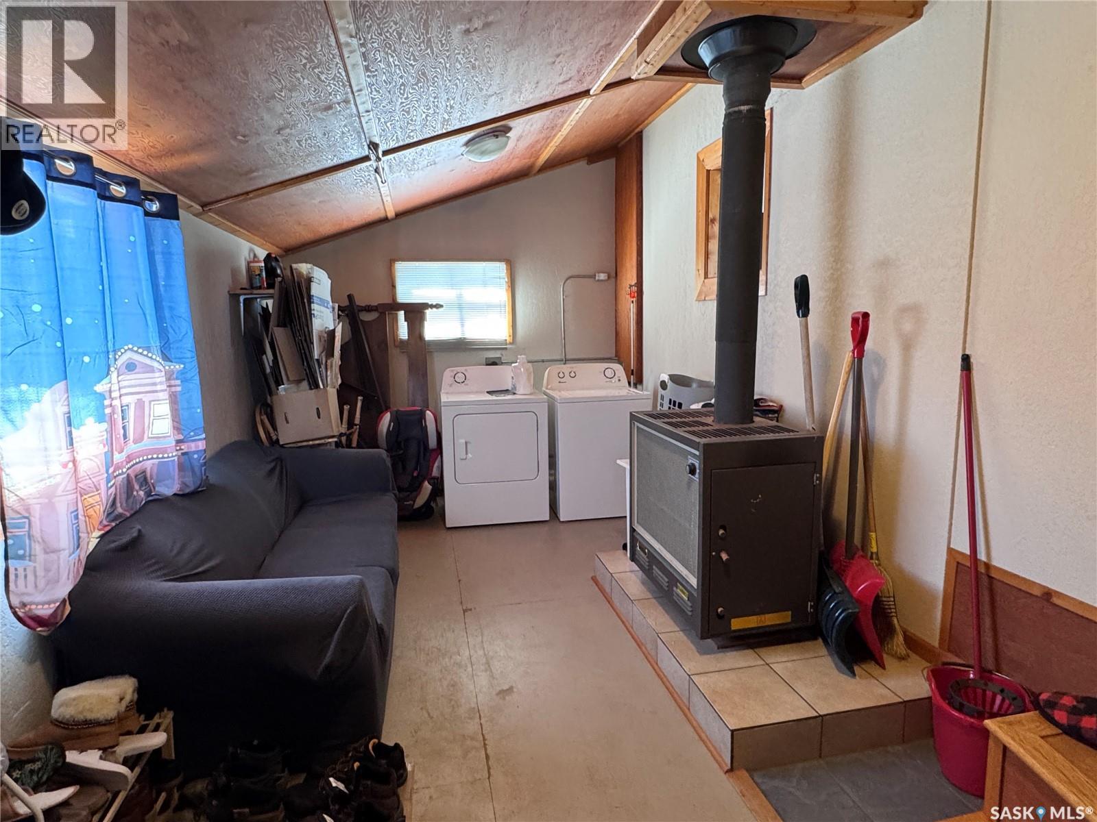 1127 Dalby Crescent, La Ronge, Saskatchewan  S0J 1L0 - Photo 12 - SK032418