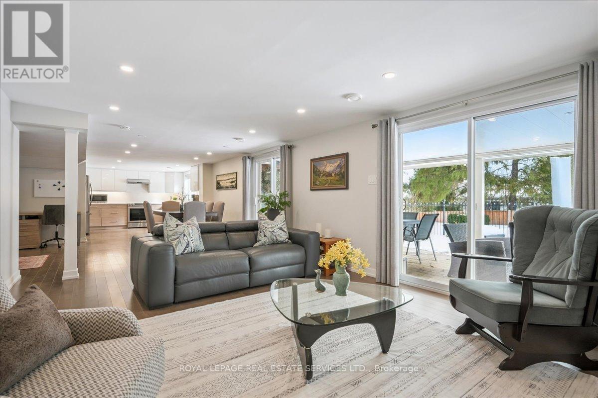 1466 Flaminia Court, Mississauga, Ontario  L5J 3Z6 - Photo 36 - W12811960