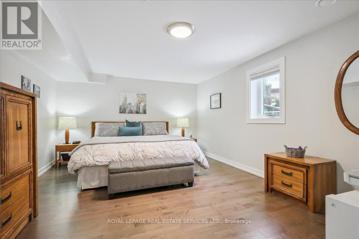 1466 Flaminia Court, Mississauga, Ontario  L5J 3Z6 - Photo 34 - W12811960