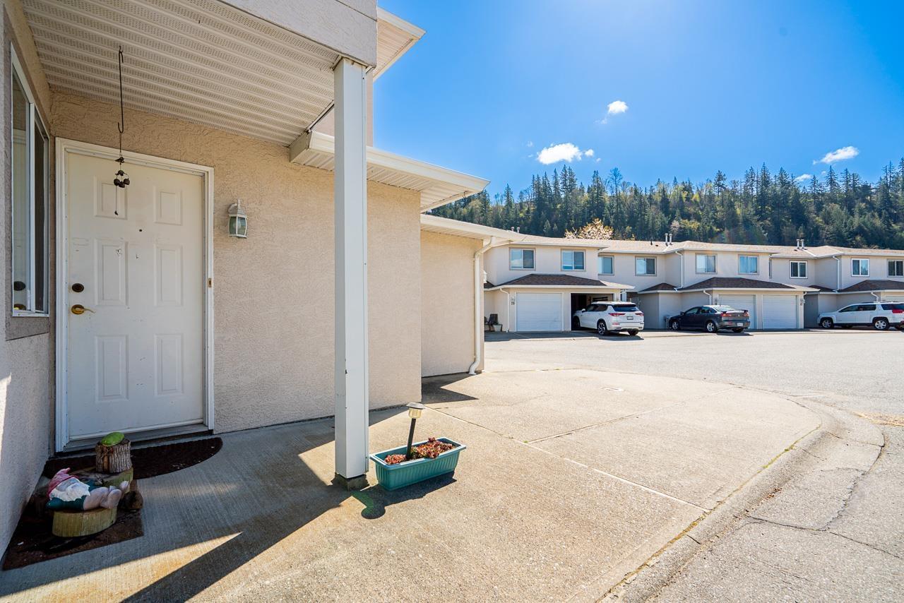 26 5536 Vedder Road, Vedder Crossing, Chilliwack, British Columbia  V2R 3X5 - Photo 5 - R3108794