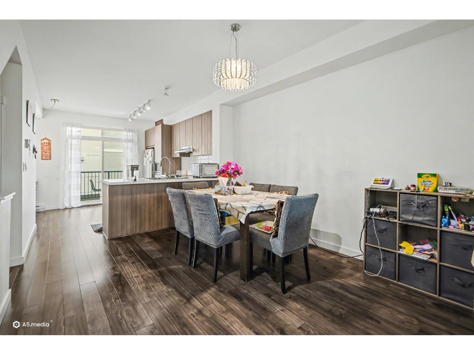 109 30989 Westridge Place, Abbotsford, British Columbia  V2T 0E7 - Photo 9 - R3107451