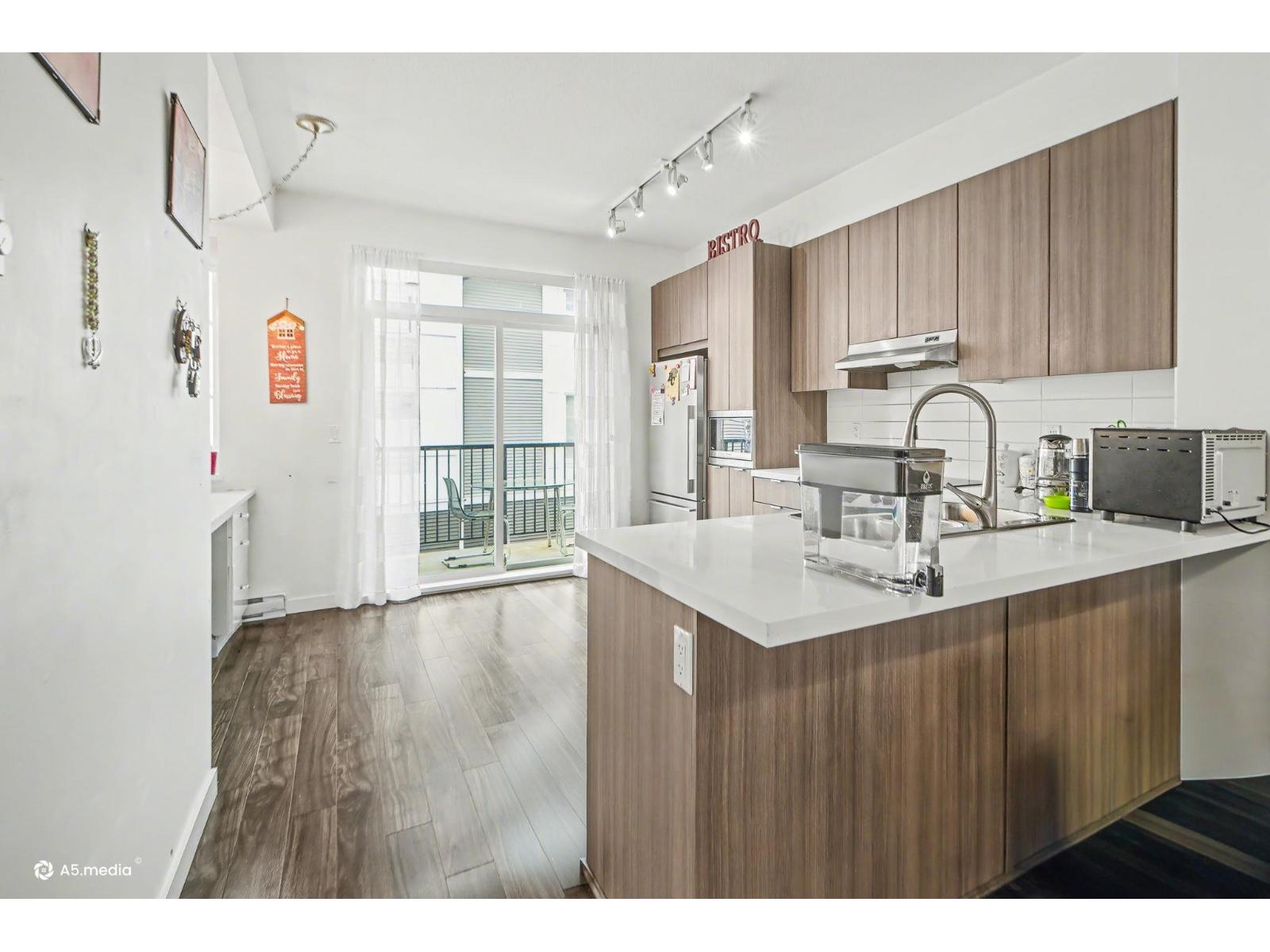 109 30989 Westridge Place, Abbotsford, British Columbia  V2T 0E7 - Photo 11 - R3107451