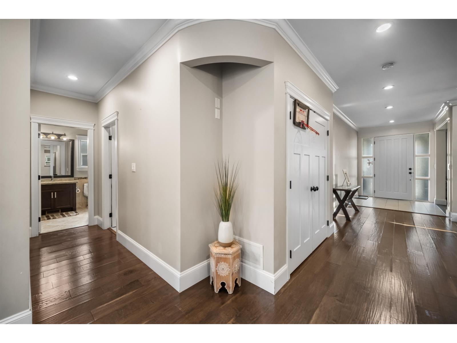 2343 Merlot Boulevard, Abbotsford, British Columbia  V4X 0A6 - Photo 15 - R3108086