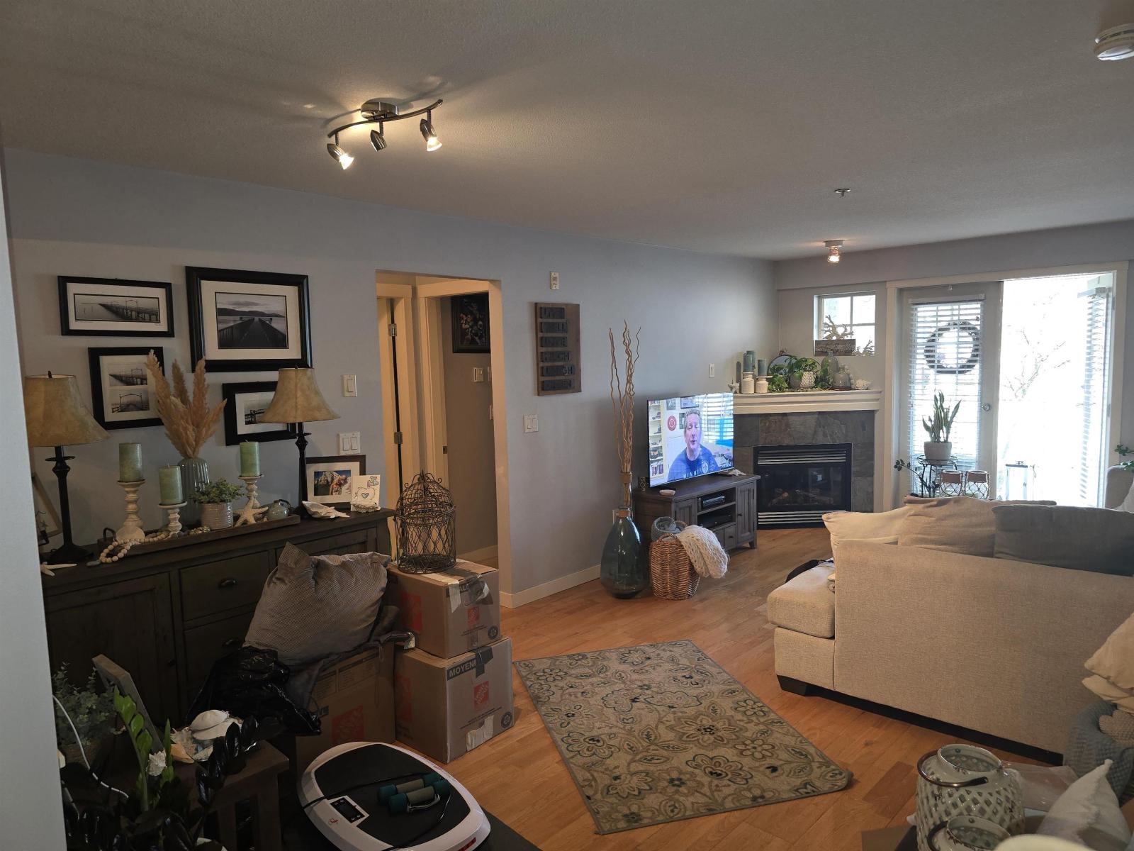 205 15621 Marine Drive, White Rock, British Columbia  V4B 1E1 - Photo 13 - R3098928