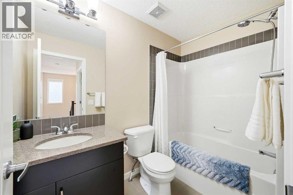 157 Fireside Circle NW, Cochrane, Alberta  T4C 0Z4 - Photo 21 - A2298198