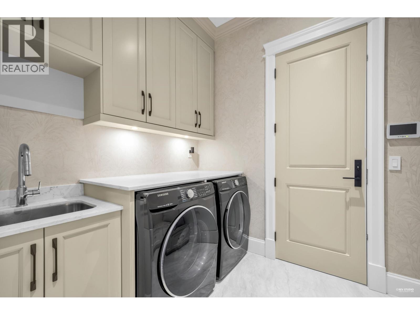 8460 Fairway Road, Richmond, British Columbia  V7C 1Y6 - Photo 30 - R3108522