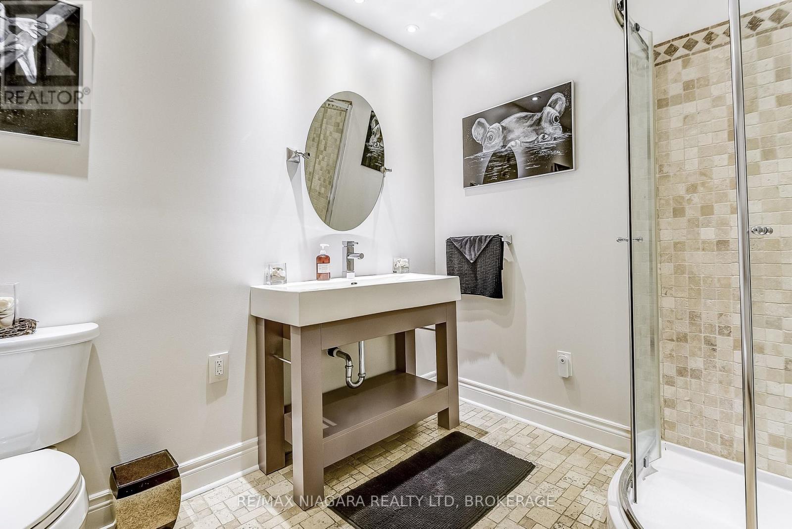 4905 Mapleview Crescent, Port Colborne, Ontario  L0S 1R0 - Photo 22 - X12974130