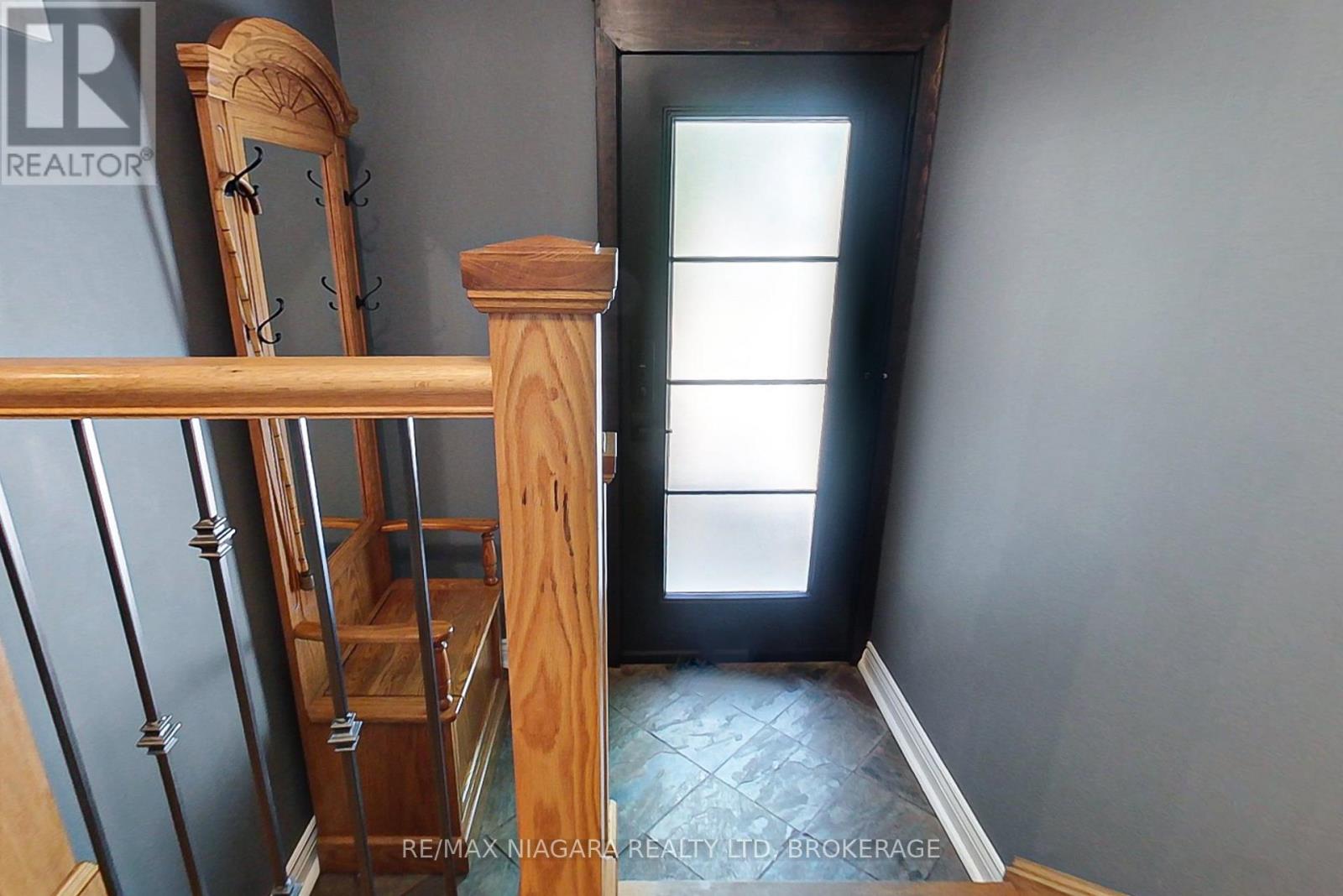 4905 Mapleview Crescent, Port Colborne, Ontario  L0S 1R0 - Photo 9 - X12974130