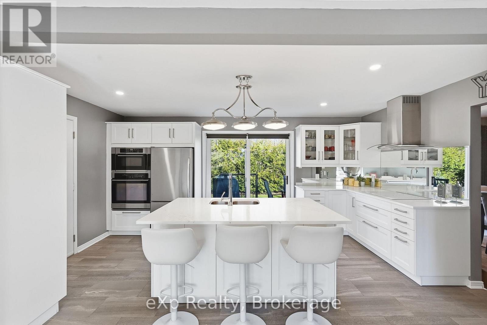 90 Mapleport Crescent, South Bruce Peninsula, Ontario  N0H 2G0 - Photo 18 - X12974064